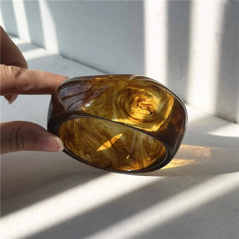 Rena Vintage Wide Geometric Large Resin Bracelet Brown - Sunymox Jewelry