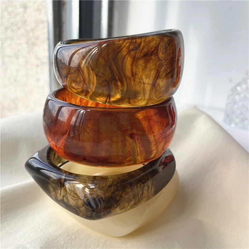 Rena Vintage Wide Geometric Large Resin Bracelet Brown - Sunymox Jewelry