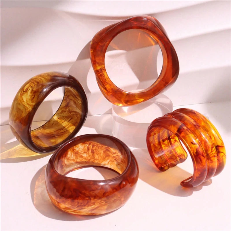Rena Vintage Wide Geometric Large Resin Bracelet Brown - Sunymox Jewelry