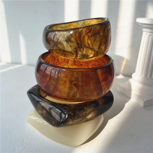 Rena Vintage Wide Geometric Large Resin Bracelet Brown - Sunymox Jewelry